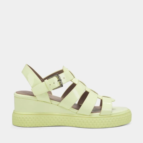 AEROSOLES Shoes - Aerosoles Zola patent leather wedge sandals